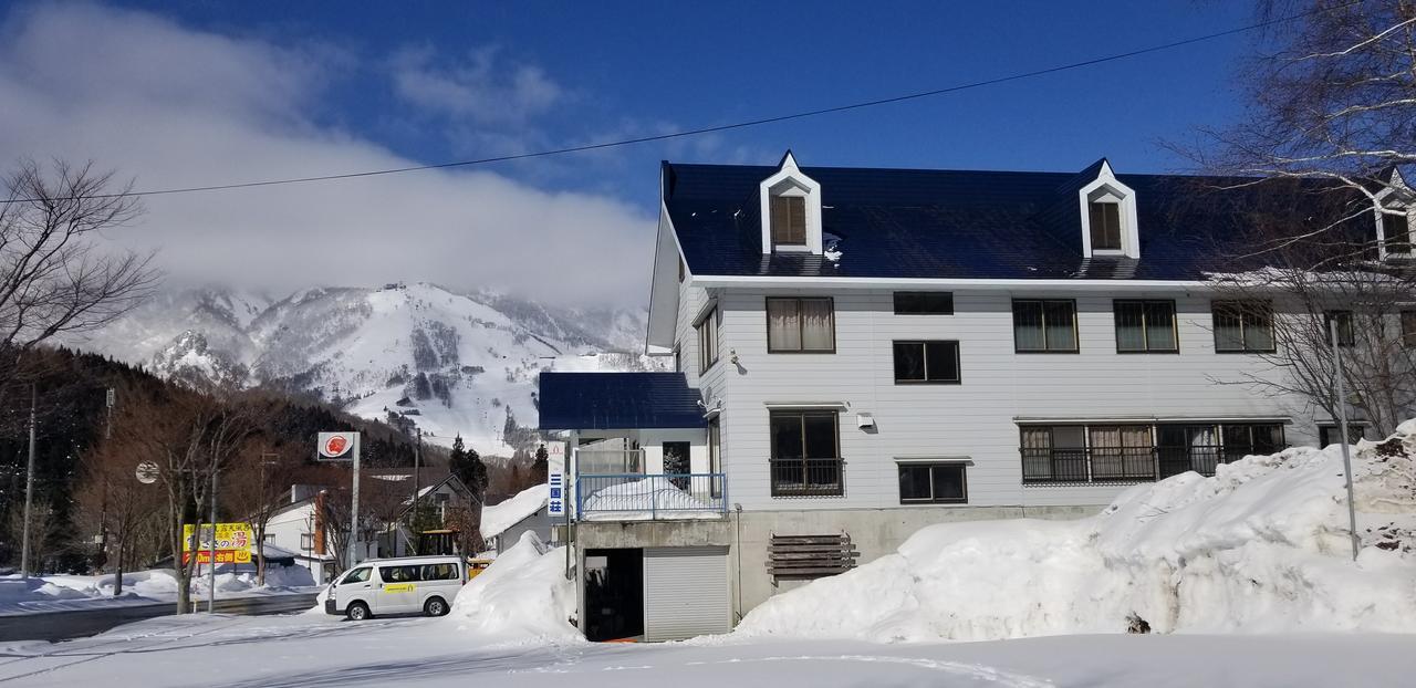 Naeba Mikuniso Kusatsu (Gunma) Exterior foto